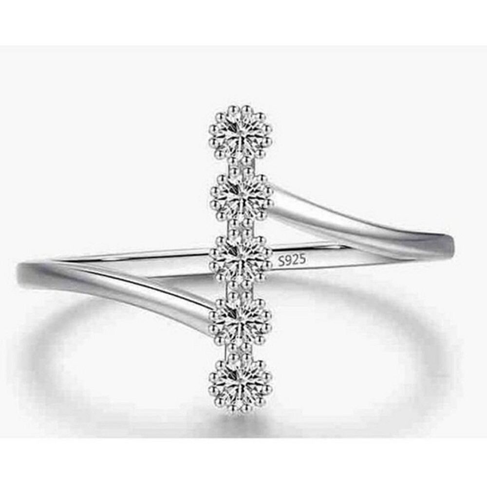 NEW Women's Bezel Set Simulated Diamond Platinum-Plated S925 Band Ring, 6